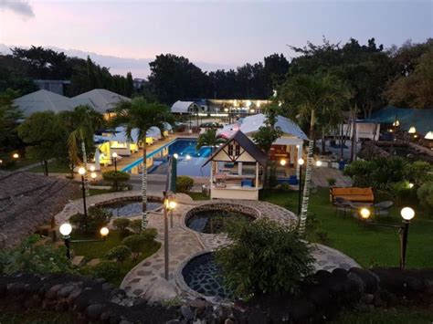 best resorts in laguna philippines.
